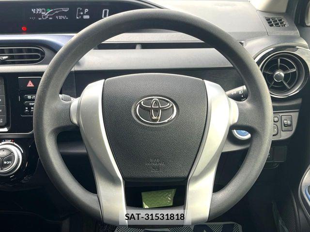 Toyota AQUA 2015-06 6902015-6