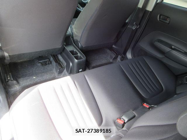Toyota AQUA 2023-09 6901947-12