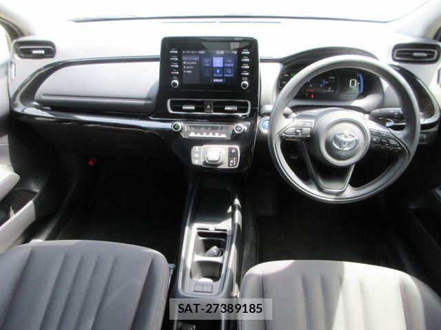 Toyota AQUA 2023-09 6901947-1