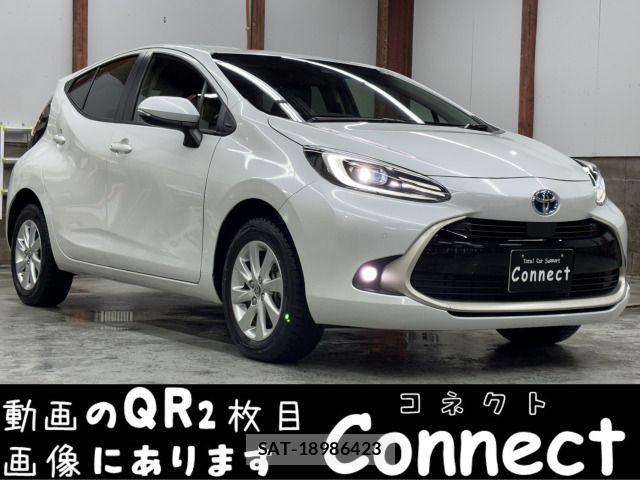 Toyota AQUA 2023-09 6901937-0