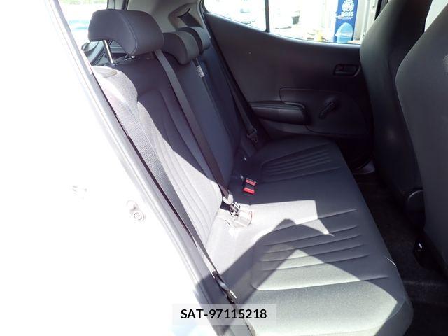 Toyota AQUA 2022-12 6901954-17