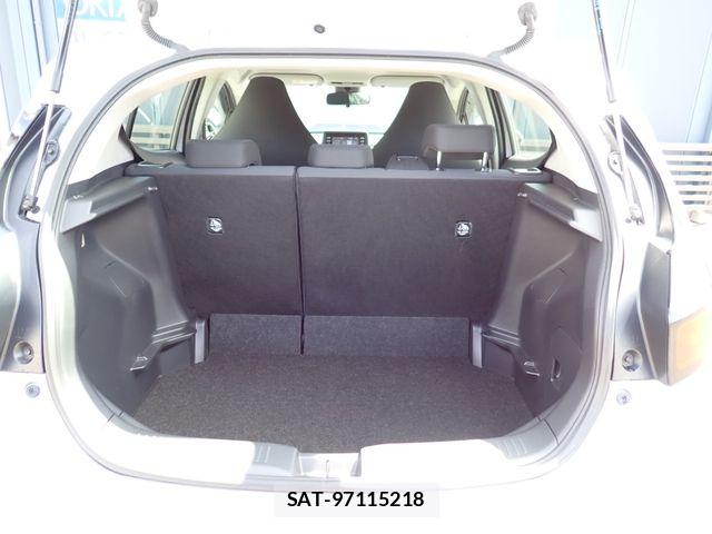 Toyota AQUA 2022-12 6901954-18