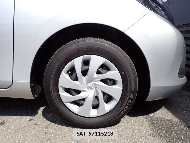 Toyota AQUA 2022-12 6901954-26