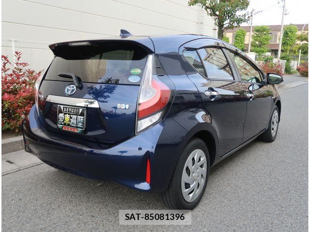Toyota AQUA 2019-06 6901980-14