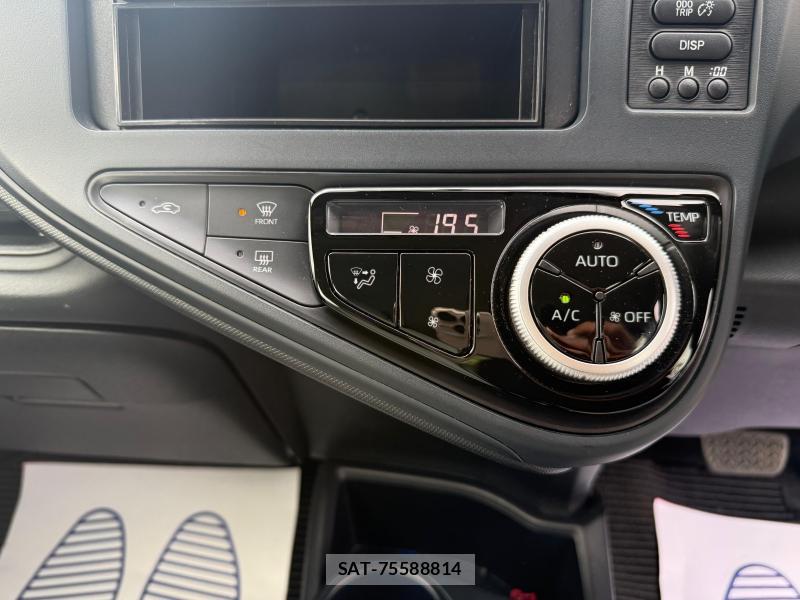 Toyota AQUA 2018-07 1244107-16