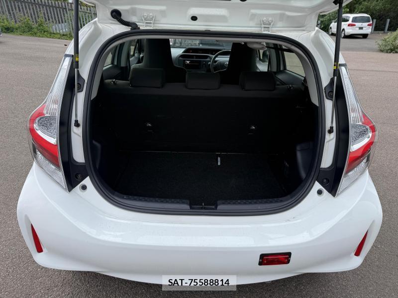 Toyota AQUA 2018-07 1244107-24