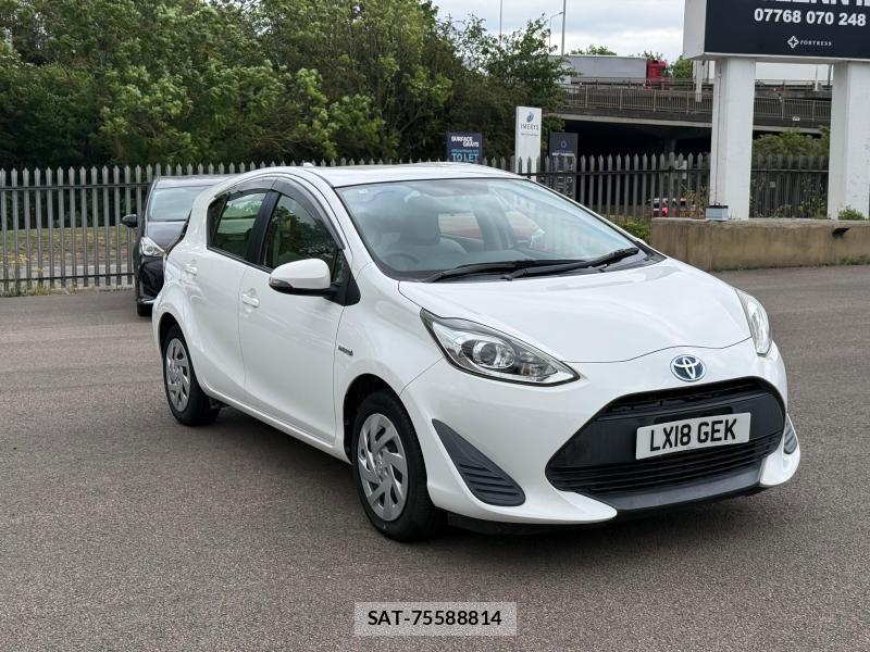 Toyota AQUA 2018-07 1244107-5