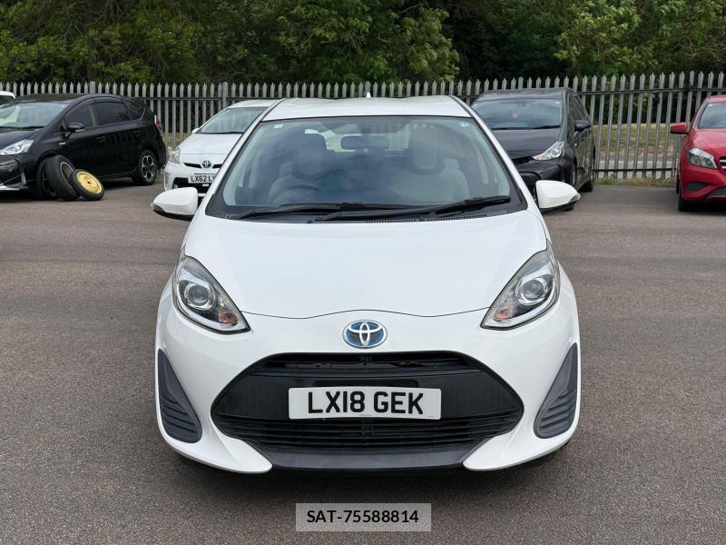 Toyota AQUA 2018-07 1244107-7