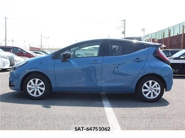 Toyota AQUA 2026-02 6988393-10