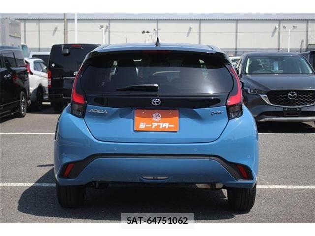 Toyota AQUA 2026-02 6988393-12
