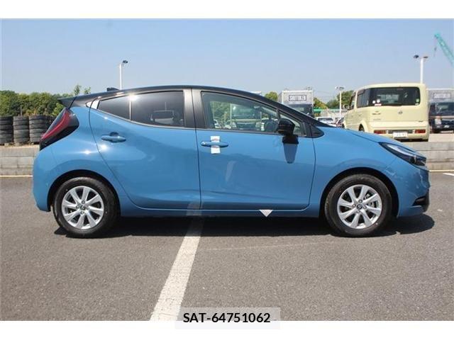 Toyota AQUA 2026-02 6988393-14