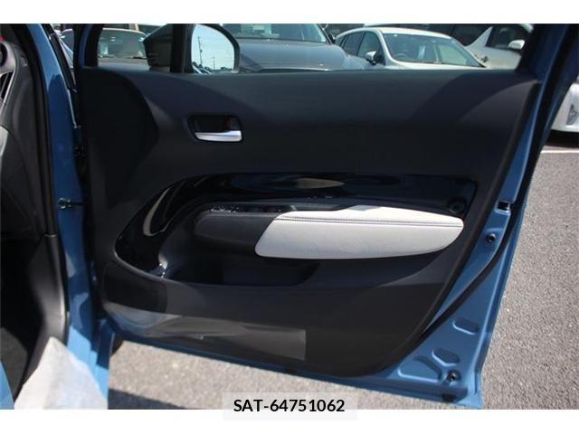 Toyota AQUA 2026-02 6988393-19