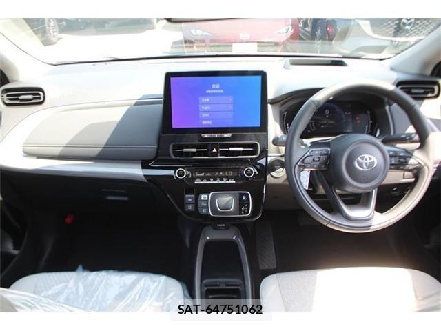 Toyota AQUA 2026-02 6988393-27