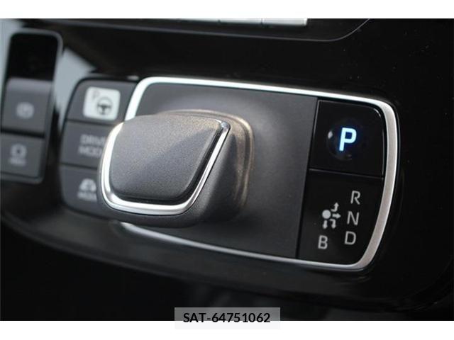 Toyota AQUA 2026-02 6988393-5