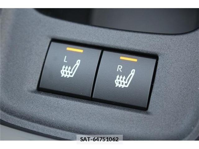Toyota AQUA 2026-02 6988393-6