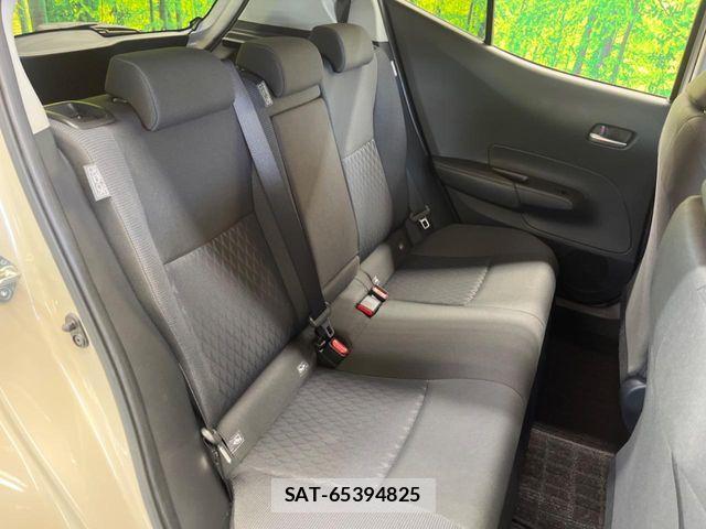 Toyota AQUA 2021-08 6988527-9