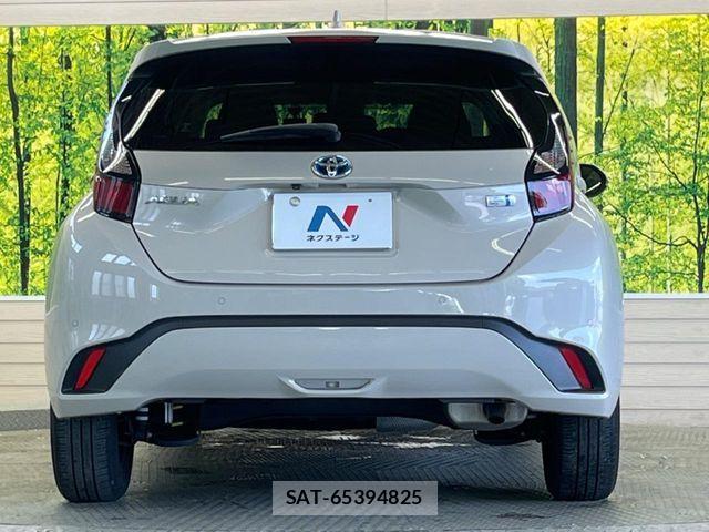 Toyota AQUA 2021-08 6988527-14