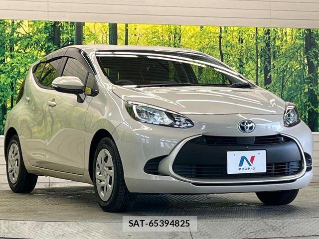 Toyota AQUA 2021-08 6988527-15