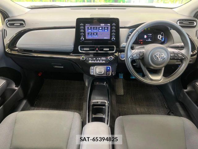 Toyota AQUA 2021-08 6988527-1
