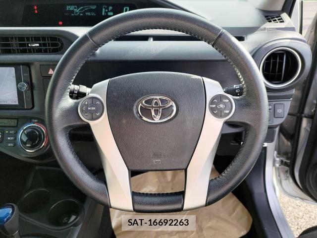 Toyota AQUA 2014-04 6988651-19