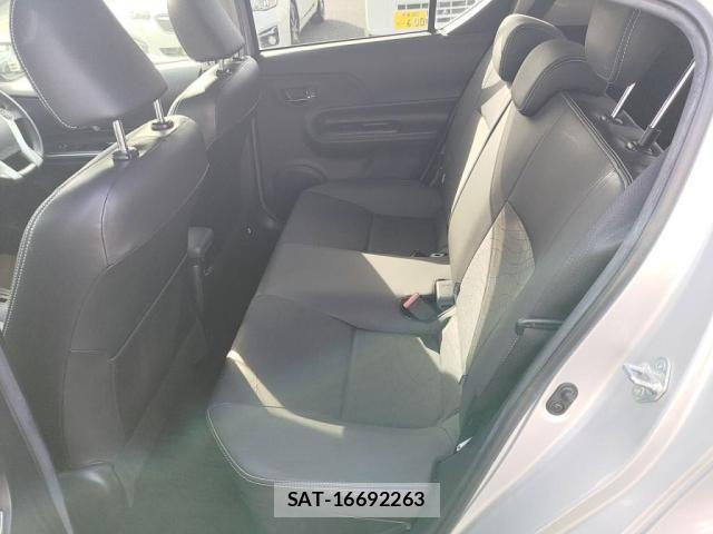 Toyota AQUA 2014-04 6988651-22