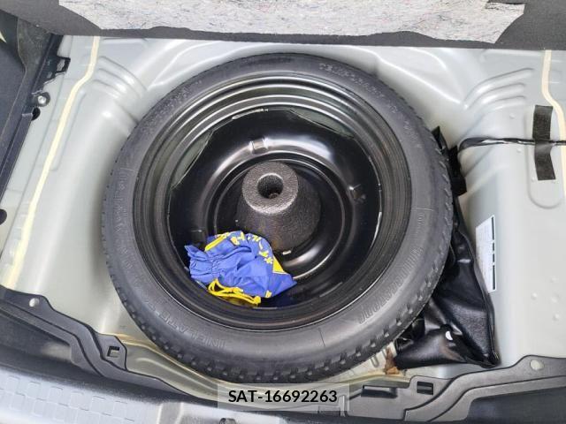 Toyota AQUA 2014-04 6988651-27