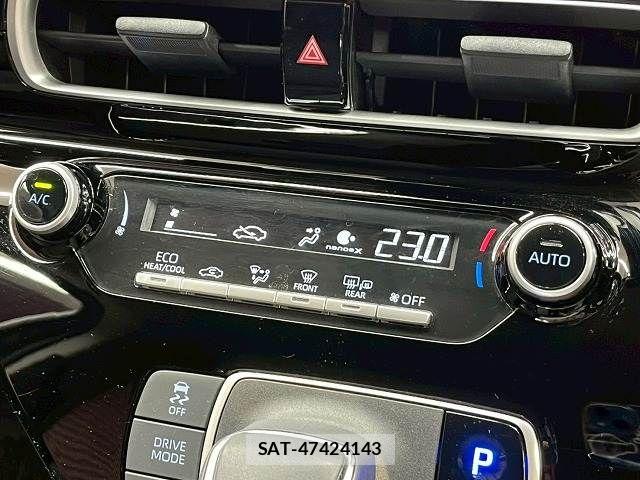 Toyota AQUA 2025-01 6988434-11