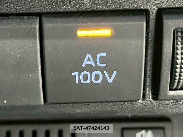 Toyota AQUA 2025-01 6988434-5
