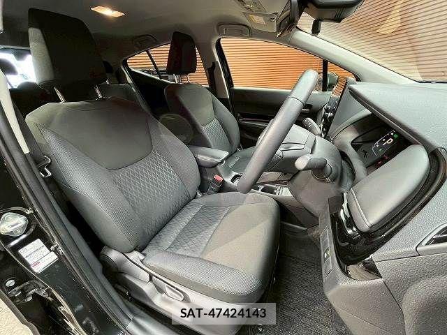 Toyota AQUA 2025-01 6988434-7