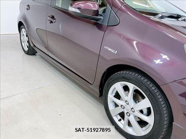 Toyota AQUA 2016-01 6988725-9