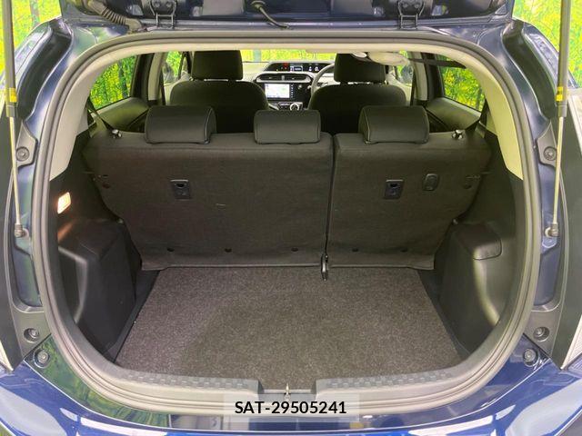 Toyota AQUA 2019-12 6988530-9