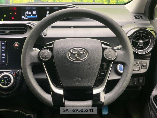 Toyota AQUA 2019-12 6988530-10