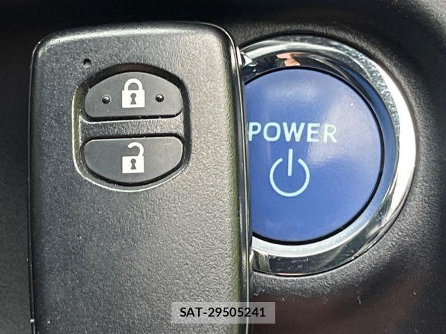 Toyota AQUA 2019-12 6988530-6