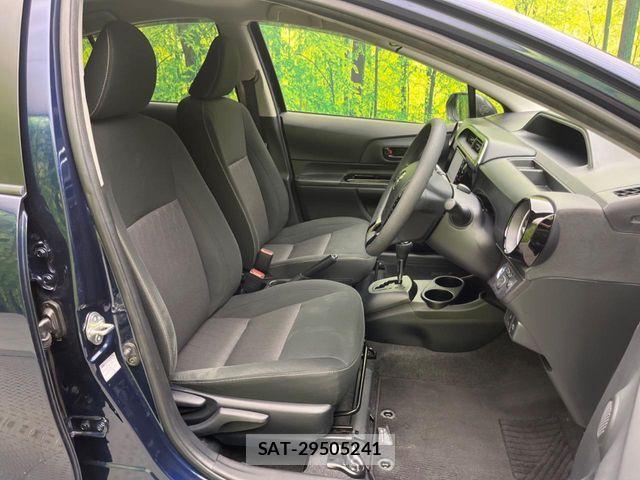 Toyota AQUA 2019-12 6988530-7