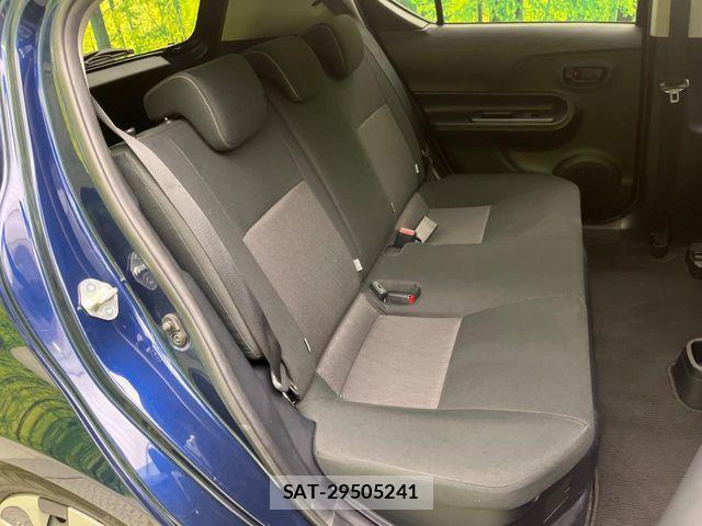 Toyota AQUA 2019-12 6988530-8