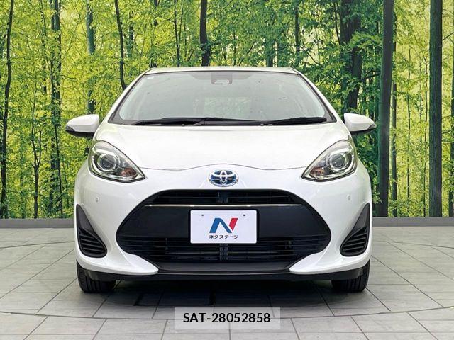 Toyota AQUA 2018-09 6988612-13