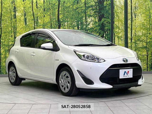 Toyota AQUA 2018-09 6988612-15