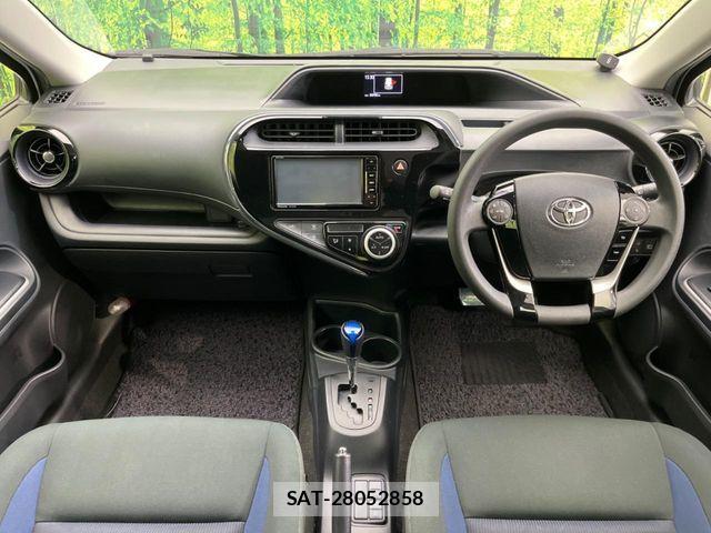 Toyota AQUA 2018-09 6988612-1