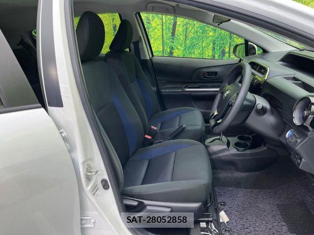 Toyota AQUA 2018-09 6988612-7