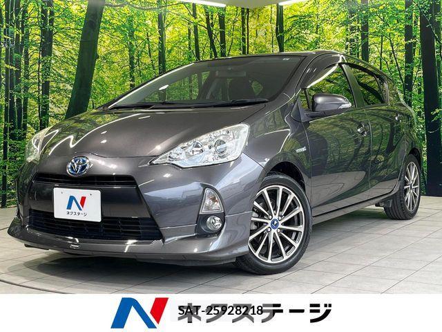 Toyota AQUA 2014-01 6988706-0
