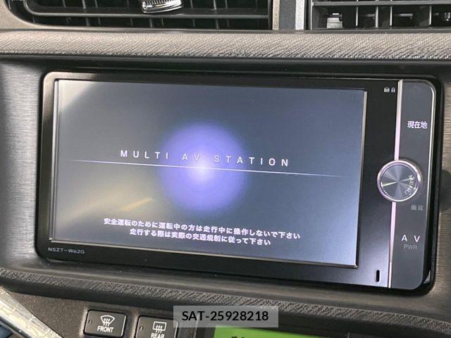 Toyota AQUA 2014-01 6988706-3