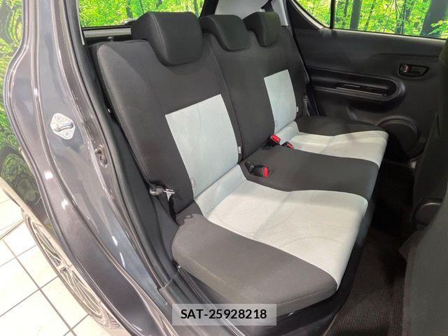 Toyota AQUA 2014-01 6988706-8