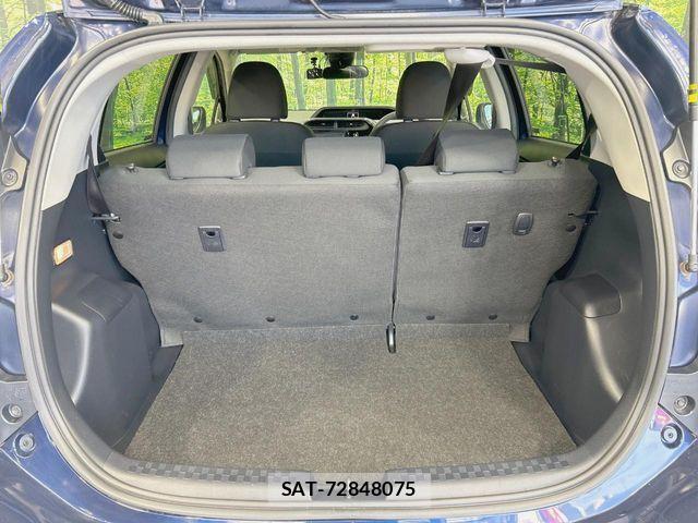 Toyota AQUA 2019-05 6988616-9