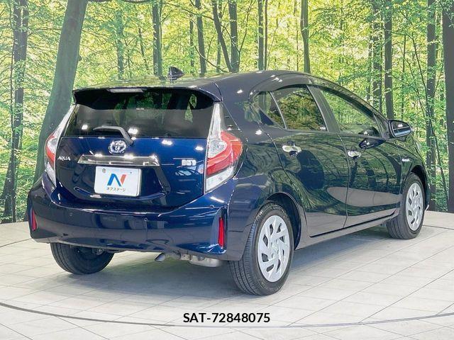 Toyota AQUA 2019-05 6988616-16