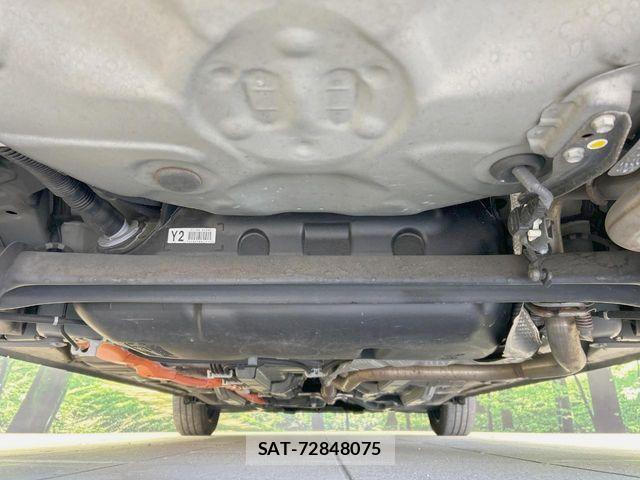 Toyota AQUA 2019-05 6988616-18