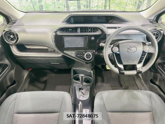 Toyota AQUA 2019-05 6988616-1