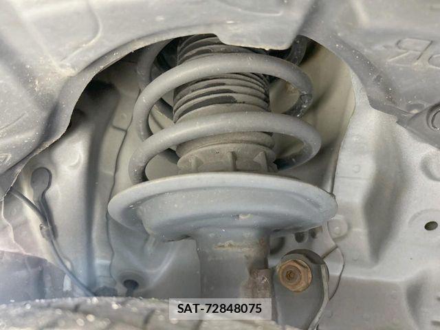 Toyota AQUA 2019-05 6988616-19