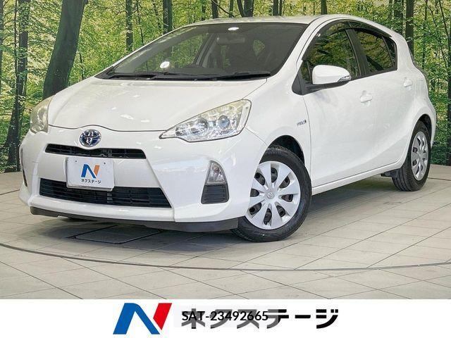 Toyota AQUA 2013-10 6988811-0