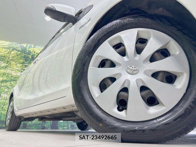 Toyota AQUA 2013-10 6988811-12