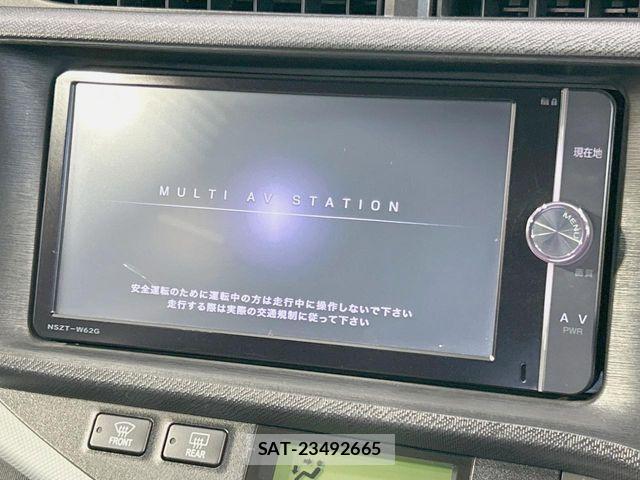 Toyota AQUA 2013-10 6988811-2